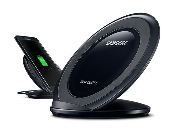 Samsung Galaxy S7 Edge wireless charger