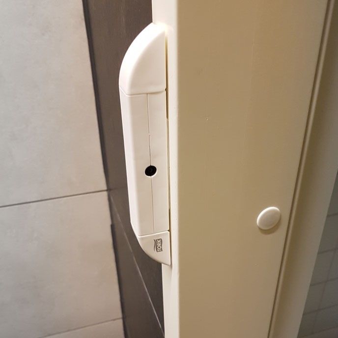 Sensor i toalettdörren