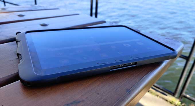 Samsung Galaxy Tab Active Pro med skal