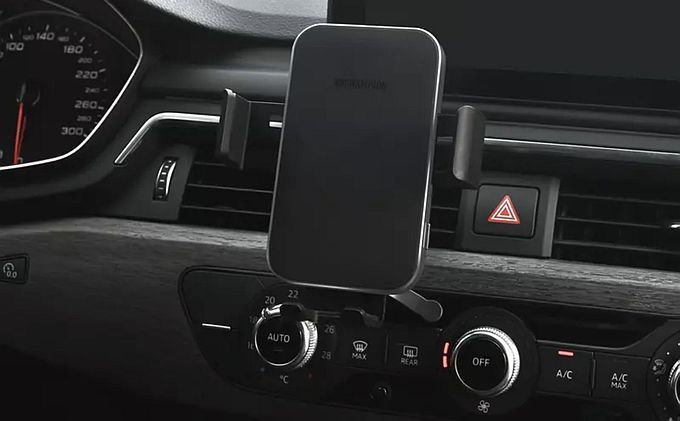 Champion Wireless QI Charger Car CHMH240