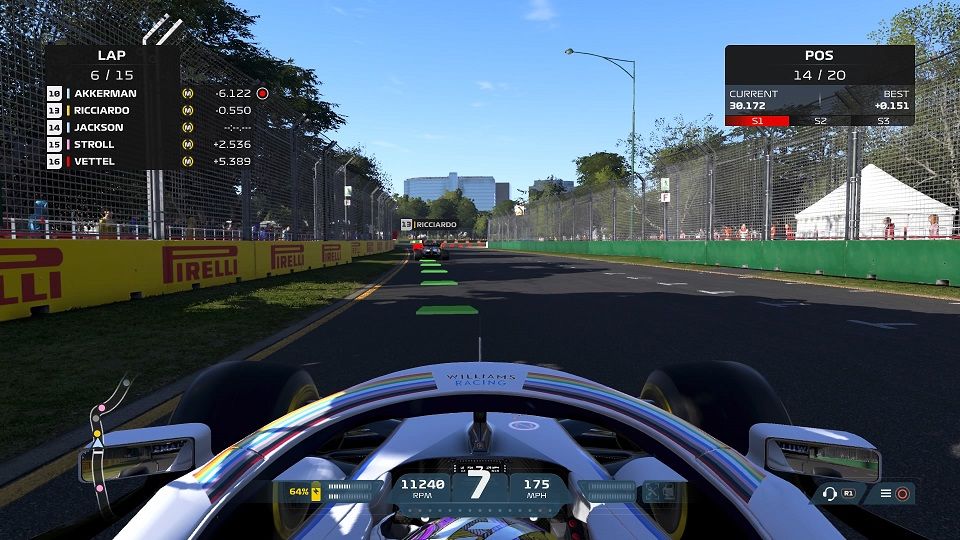 F1-bil på PS4