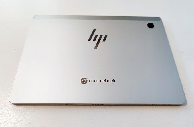 HP Chromebook X2 11 baksida