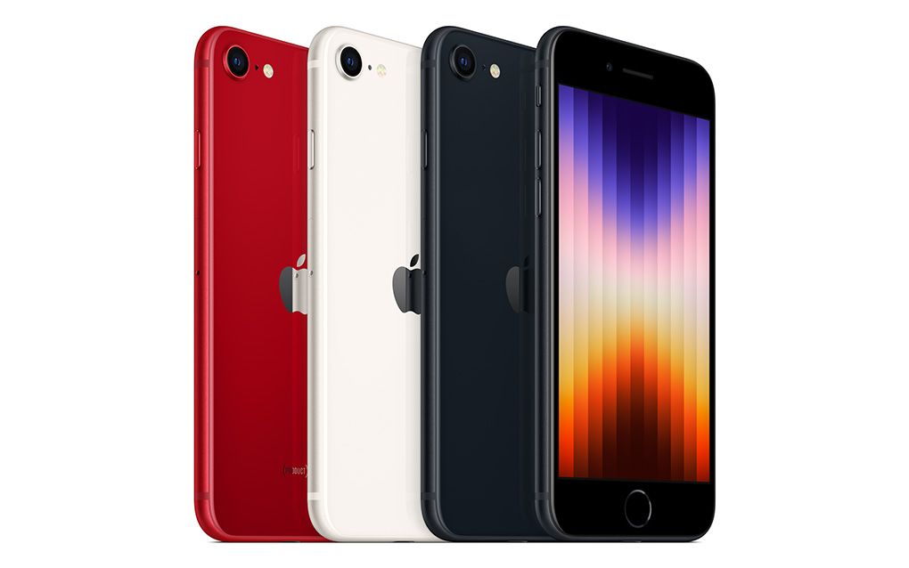 Iphone SE (2022) finns i tre färger.