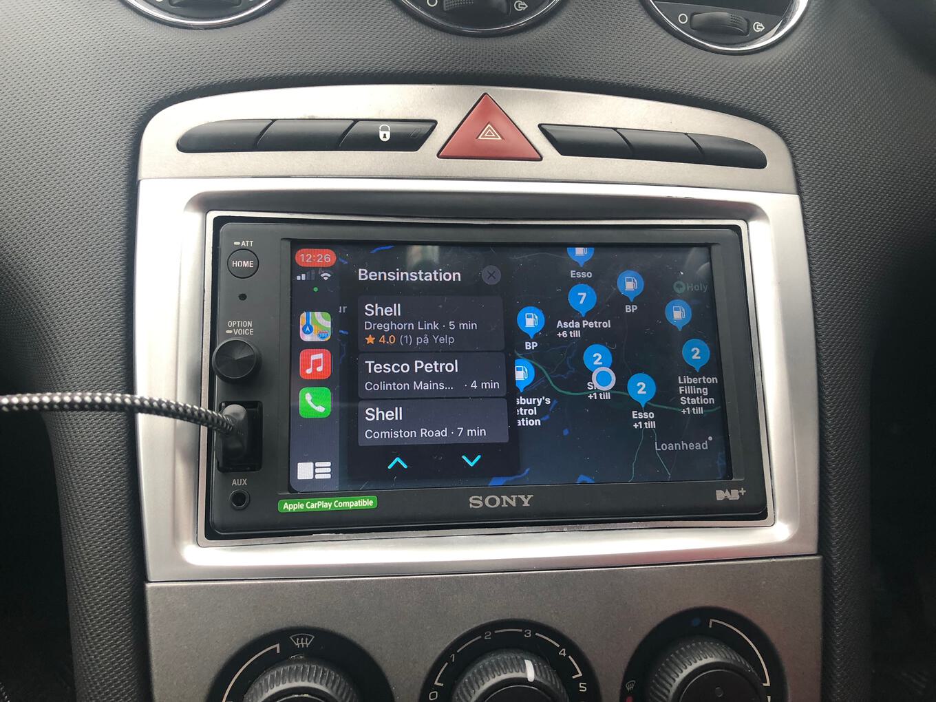 Installera Carplay-stereo själv