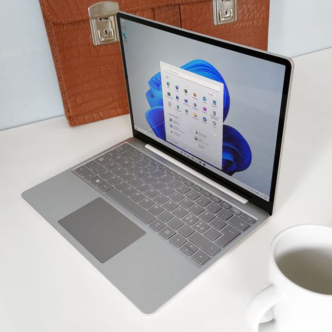 Surface Laptop Go 2 skärm