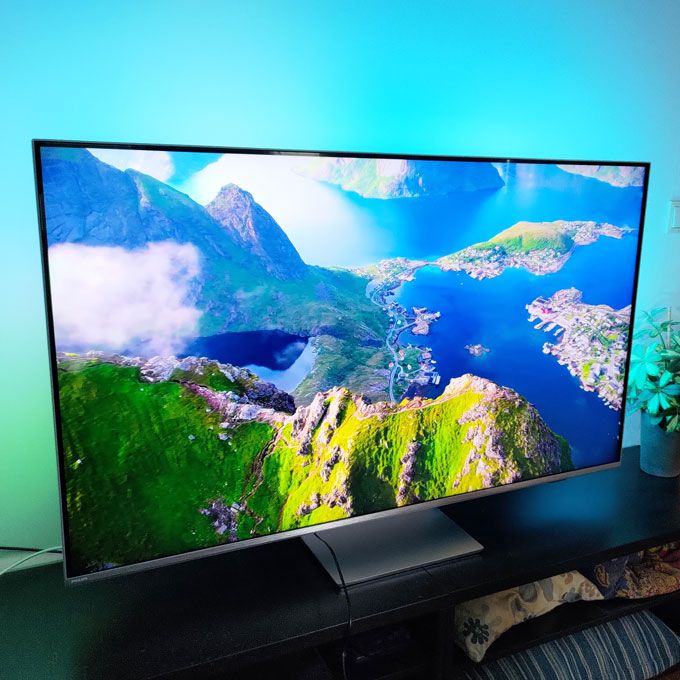 Philips The One 8807 ambilight