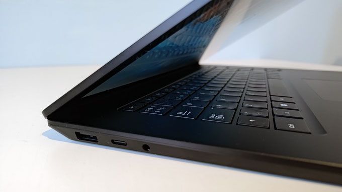 Surface Laptop 5 portar