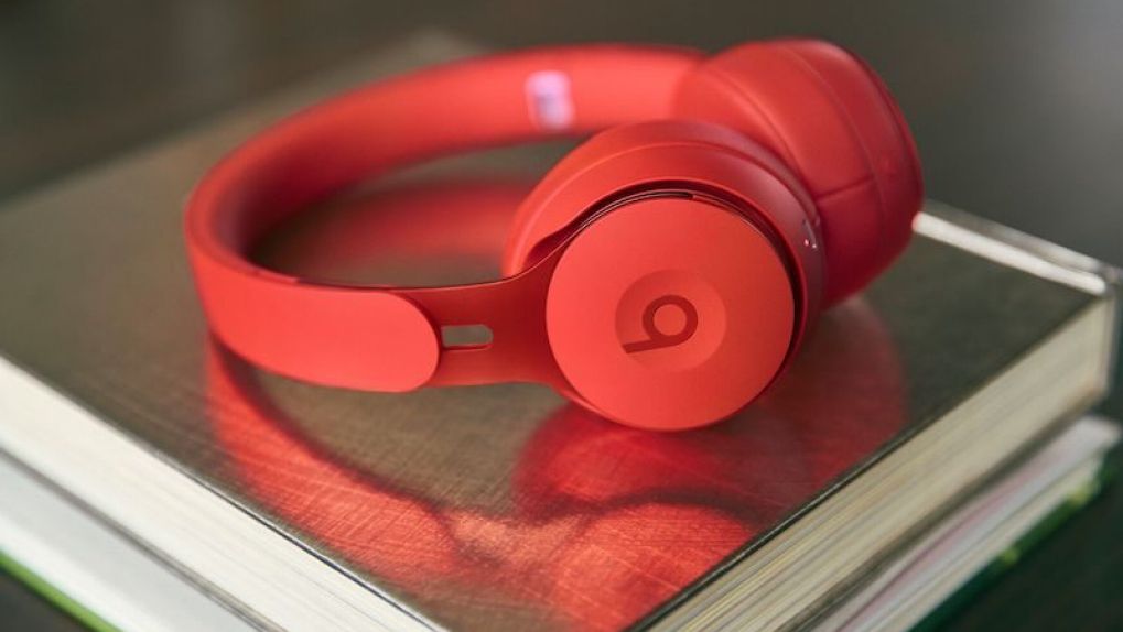 Apple slutar sälja tre modeller av Beats hörlurar