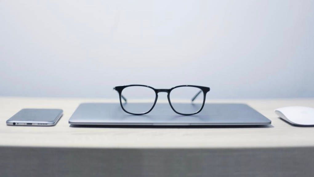 Apple vill ersätta Iphone med ar-glasögon”