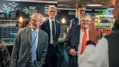 Svenske riksbankschefen Stefan Ingves och BIS chef Agustin Carstens möttes på BIS Innovation Hub i Stockholm. 