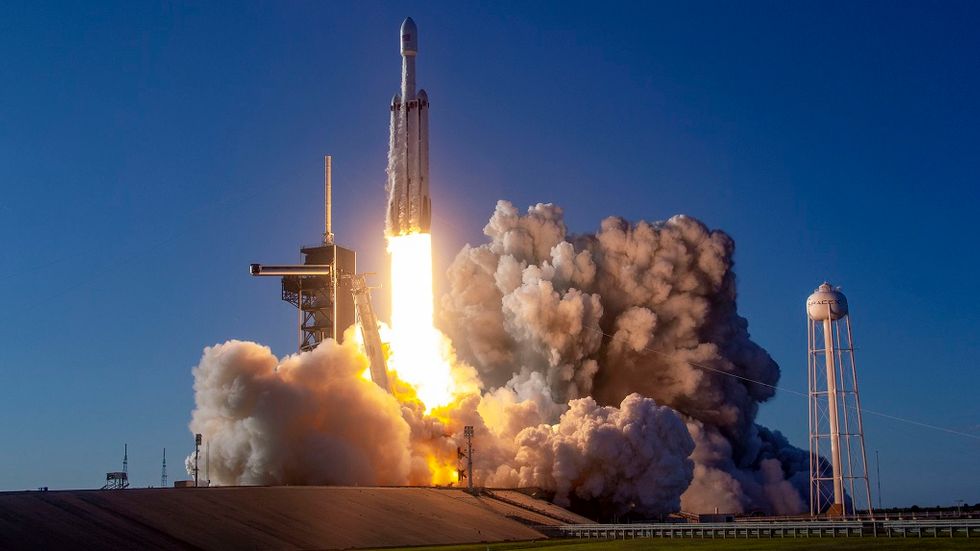 Falcon Heavy foto Spacex